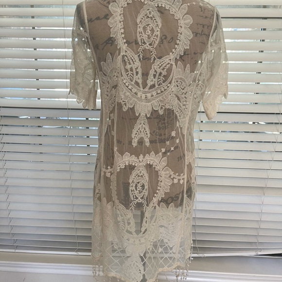 Lace kimono - Picture 3 of 6